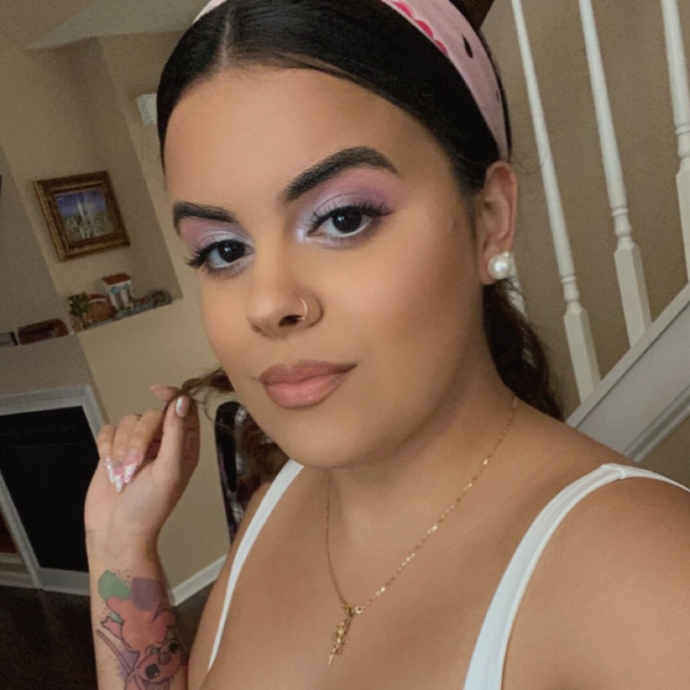 Meet your Posher, Jasmine